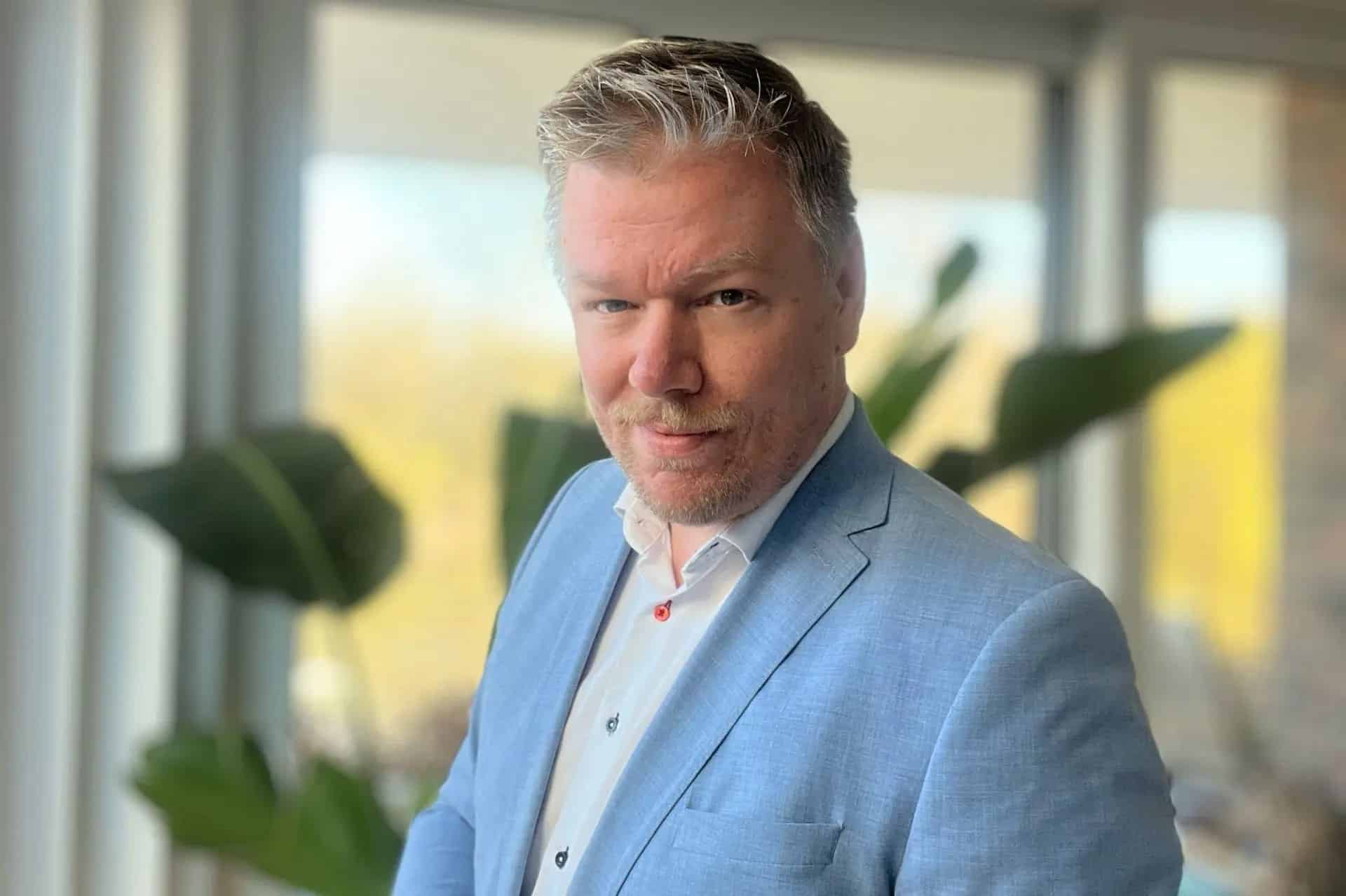 Bruce Salinas: Από petrolhead σε φανατικό της ηλεκτροκίνησης