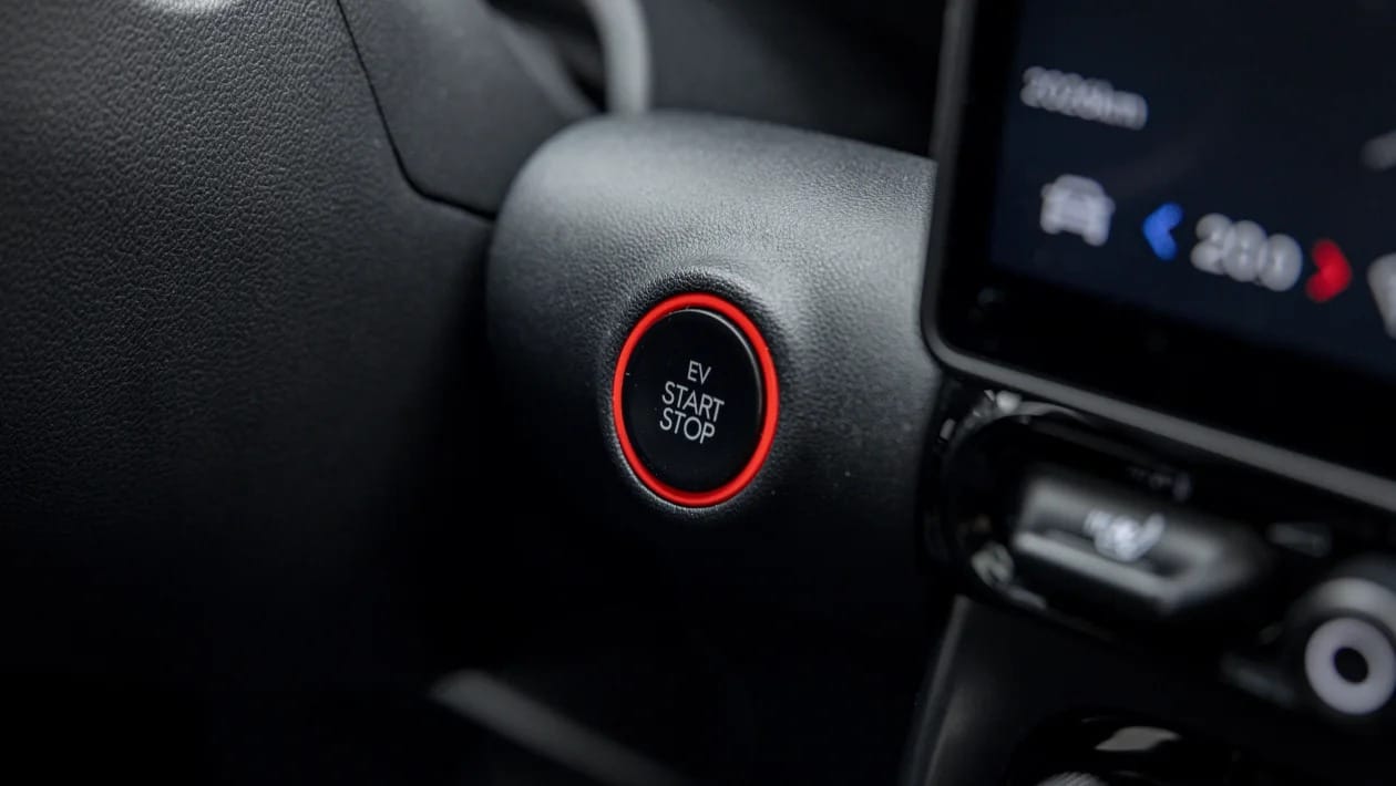 Hyundai Ioniq 3 vs ανταγωνισμός: Τι προσφέρει το νέο EV