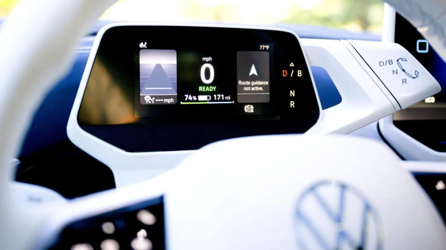 Σοκ στην αγορά μεταχειρισμένων: «Γυρίζουν» χιλιόμετρα ακόμα και σε ηλεκτρικά – Δες πώς σε κοροϊδεύουν