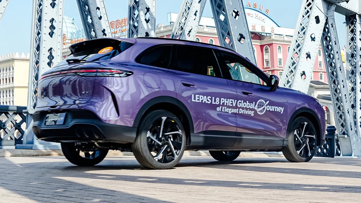 Θα σαρώσει ή θα χαθεί; Το νέο Lepas L8 PHEV μπαίνει στην Ευρώπη με premium φιλοδοξίες