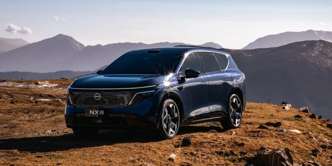 Nissan NX8: Το νέο ηλεκτρικό SUV με 8.500 παραγγελίες σε 30' και φόρτιση-αστραπή σε 12'