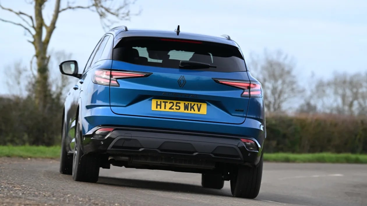 Renault Austral Hybrid: Το SUV που υπόσχεται τα πάντα, αλλά μπορεί να ξεπεράσει τον ανταγωνισμό;