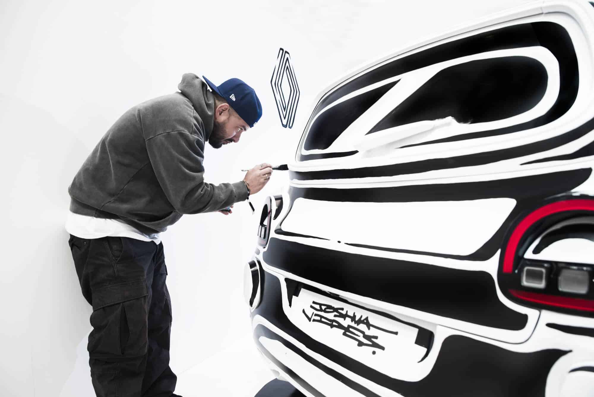 Το νέο Renault Twingo E Tech Electric μεταμορφώνεται σε σκίτσο