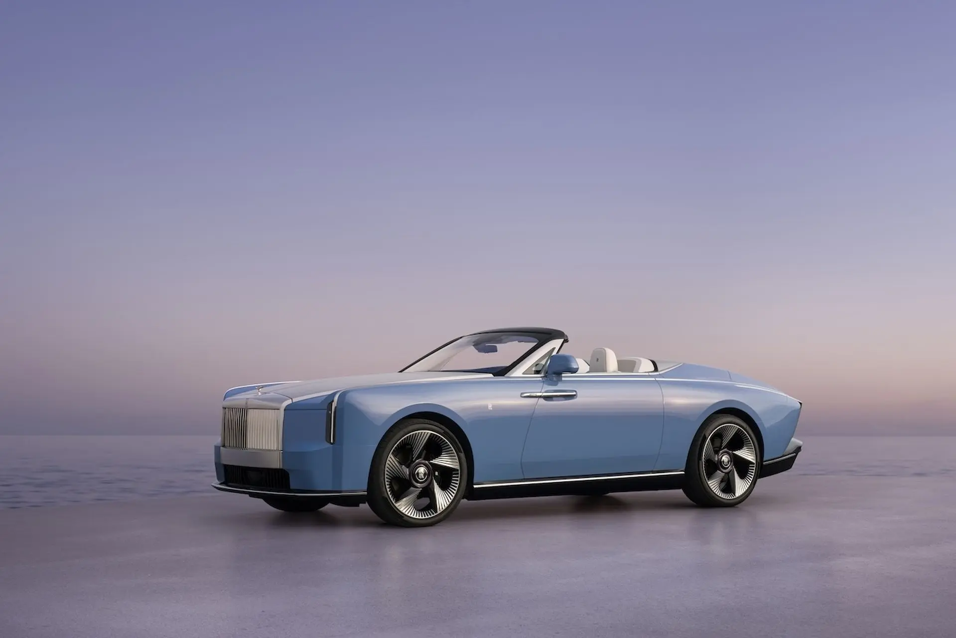 Rolls-Royce Nightingale: Το ηλεκτρικό υπερπολυτελές κάμπριο που θα έχουν μόνο 100 άνθρωποι στον κόσμο!