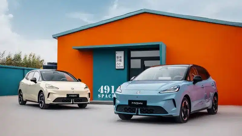 Το νέο MG4 2026 αποκαλύφθηκε με μπαταρία ημιστερεάς κατάστασης και AI 