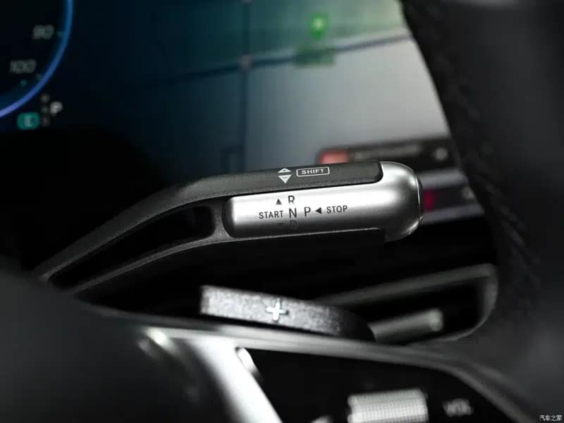 Νέα Mercedes GLC L EV: Η ηλεκτρική ναυαρχίδα των 416 PS με αυτονομία 700 km και πολυτέλεια S-Class