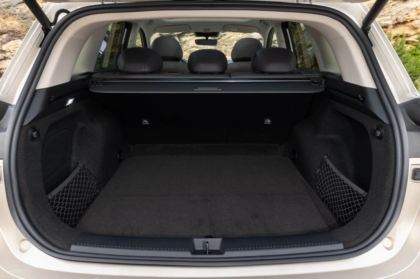 MG MGS6 EV: Το ηλεκτρικό SUV που τα κάνει όλα σωστά… εκτός από ένα!