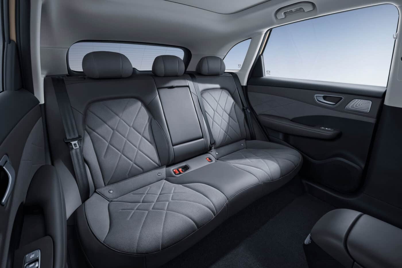 MG MGS6 EV: Το ηλεκτρικό SUV που τα κάνει όλα σωστά… εκτός από ένα!