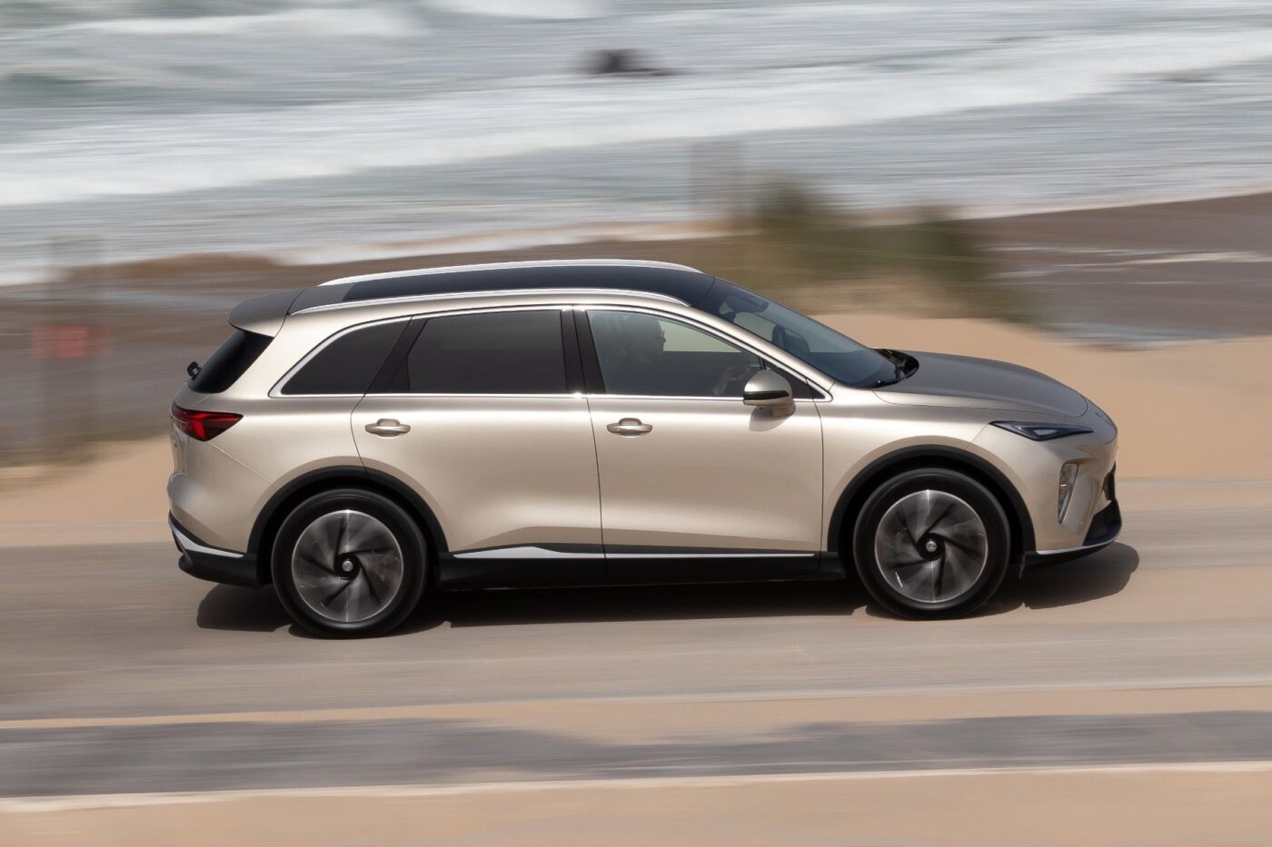 MG MGS6 EV: Το ηλεκτρικό SUV που τα κάνει όλα σωστά… εκτός από ένα!