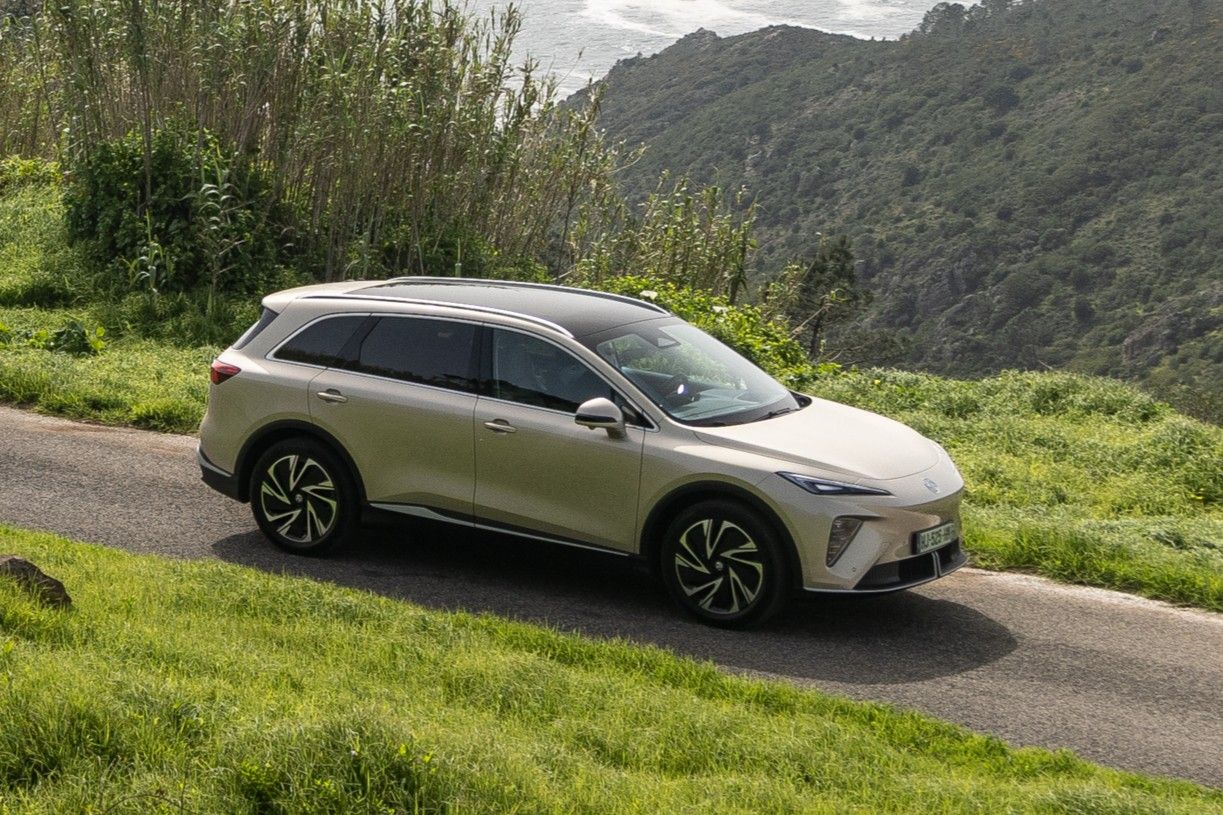MG MGS6 EV: Το ηλεκτρικό SUV που τα κάνει όλα σωστά… εκτός από ένα!