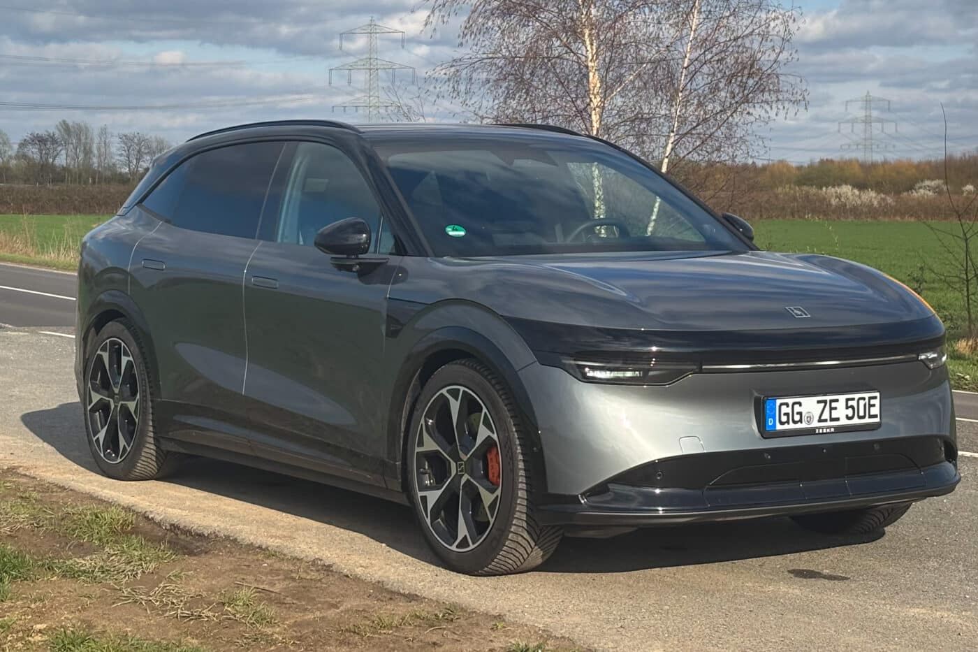 Το Zeekr 7X Privilege AWD με 646 PS αλλάζει τα δεδομένα