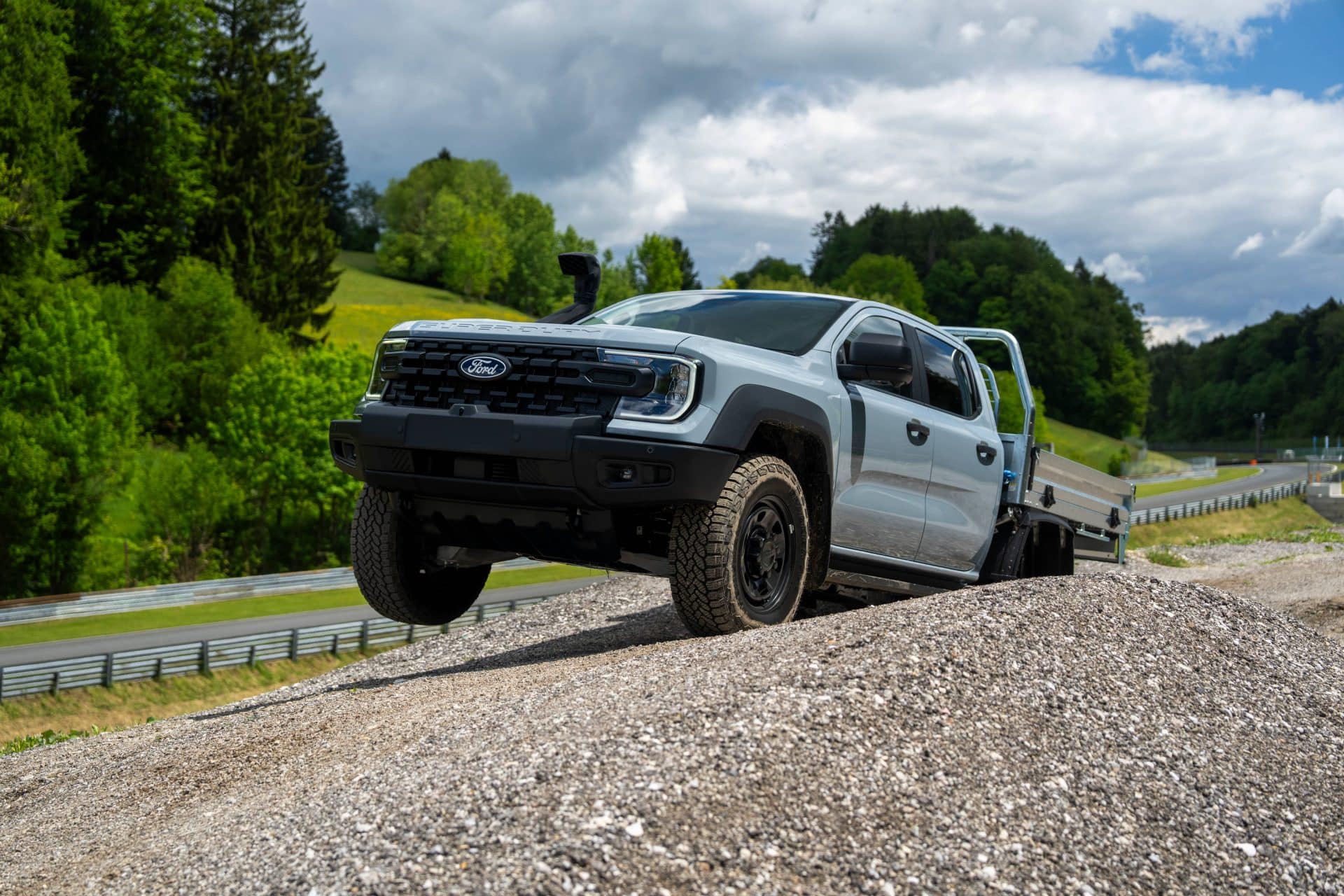 Η Ford Pro φέρνει το νέο Ranger Super Duty στην Ευρώπη