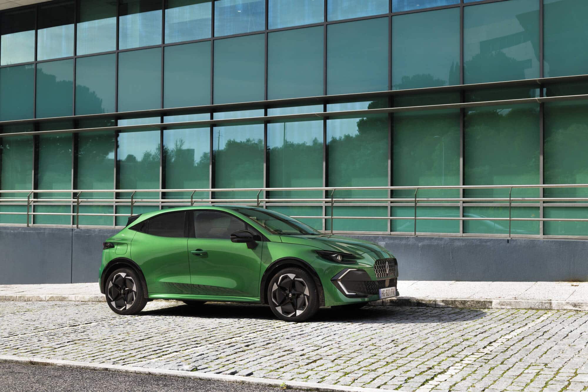 Νέο Renault Clio Eco G turbo 120 EDC - Oh là là!