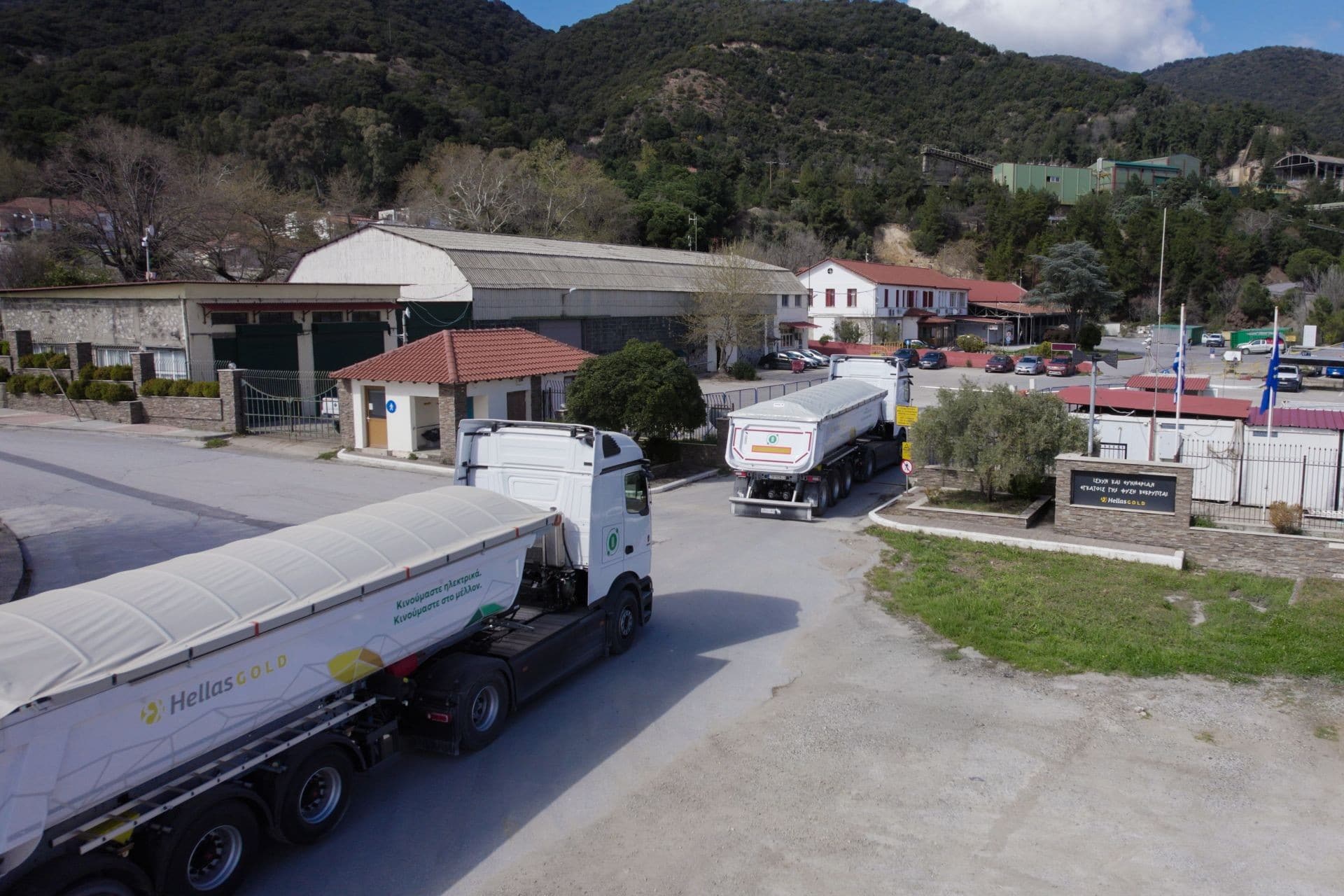 Η Ελληνικός Χρυσός εισάγει πρώτη την ηλεκτροκίνηση στις βαριές μεταφορές