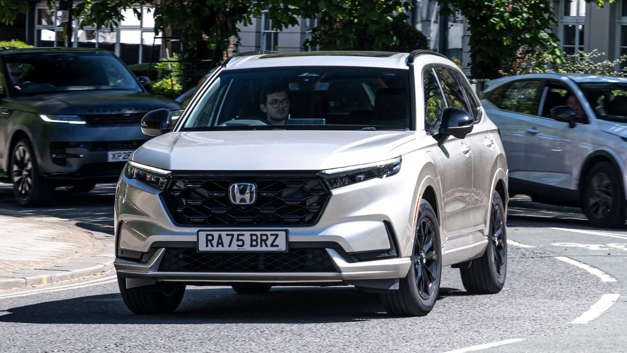 Megatest PHEV: 16 και να... καίνε