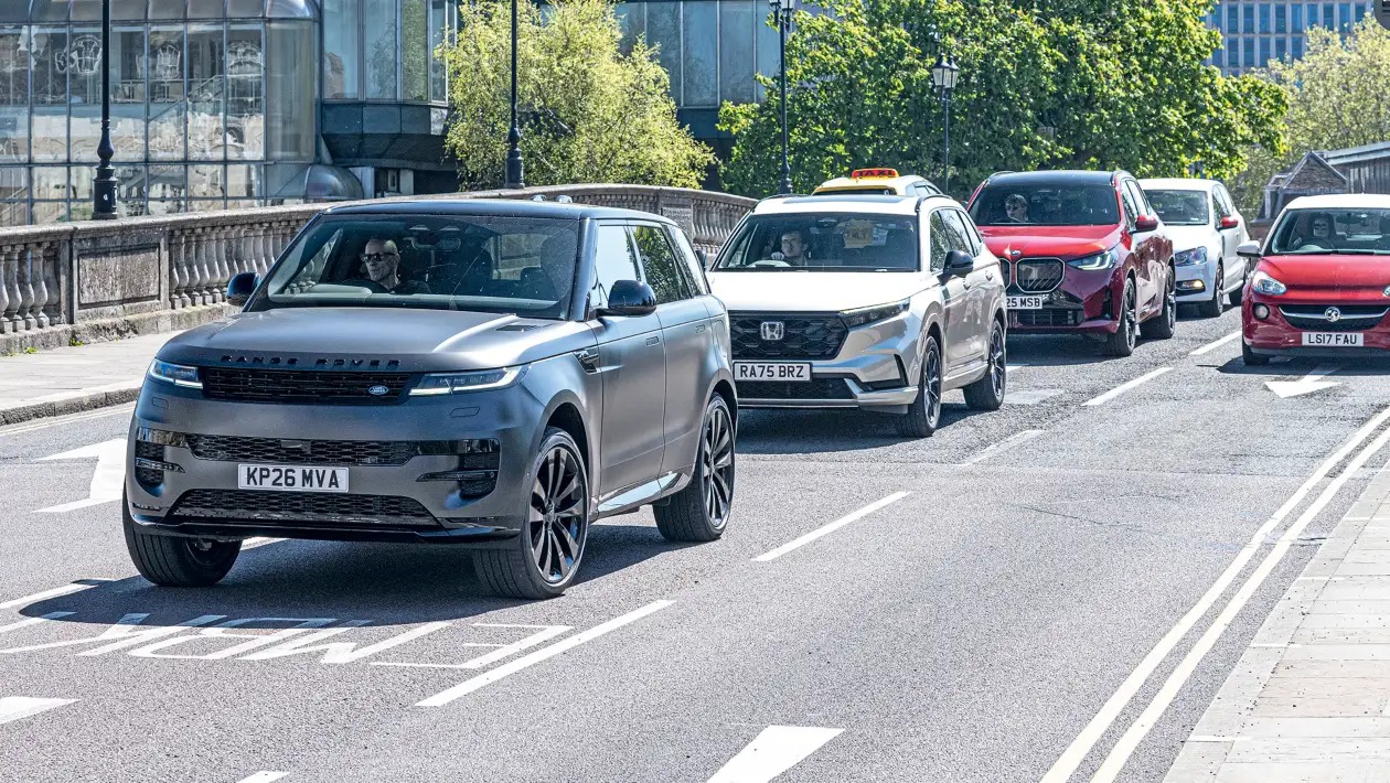 Μονομαχία 5 κορυφαίων PHEV: BMW X3 vs Honda CR-V, VW Tayron, MG HS και Range Rover Sport