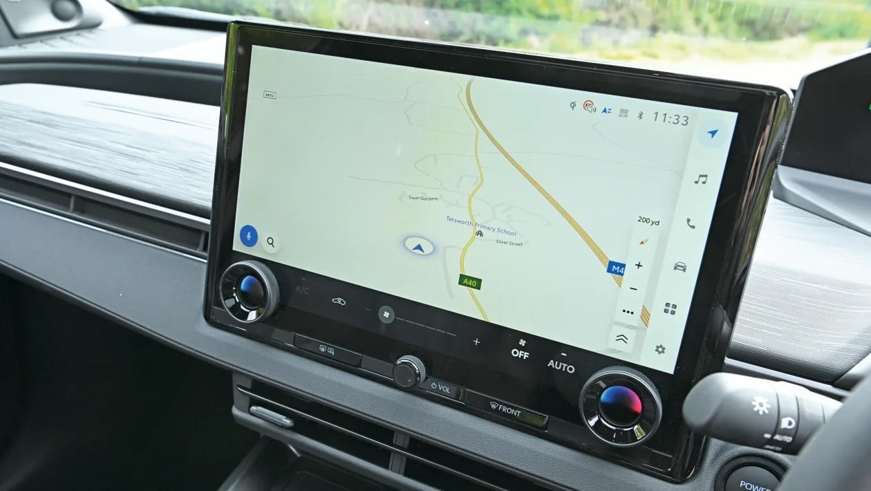 Skoda Elroq vs Toyota C-HR+: Ποιο ηλεκτρικό SUV κερδίζει τη μάχη; 