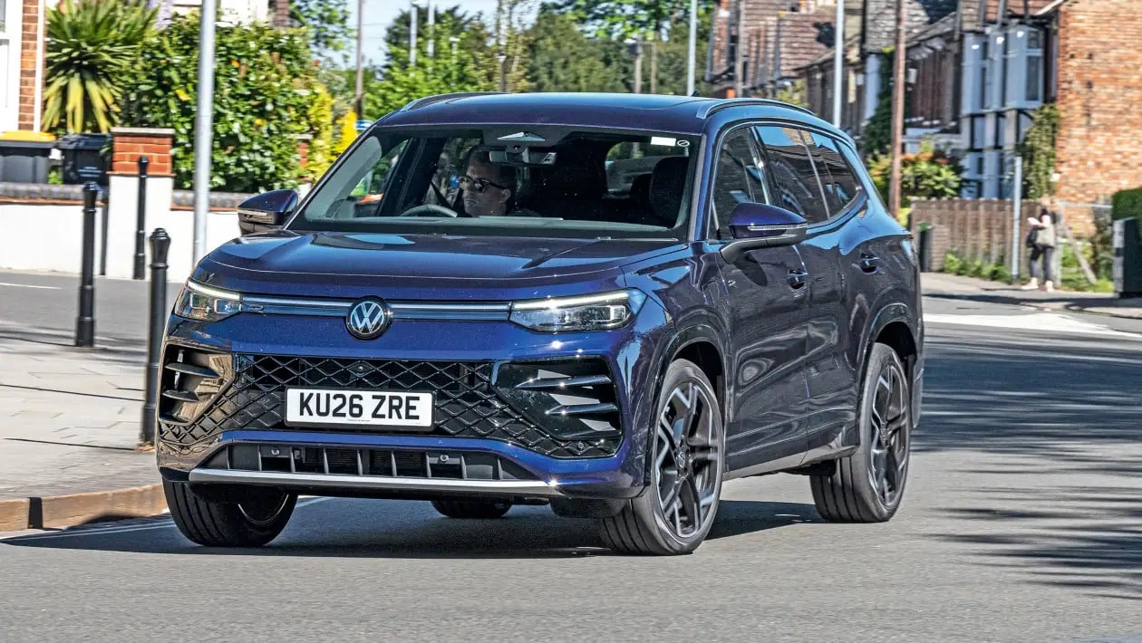 Μονομαχία 5 κορυφαίων PHEV: BMW X3 vs Honda CR-V, VW Tayron, MG HS και Range Rover Sport