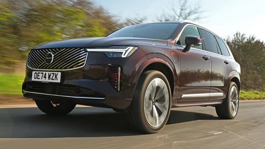 Νέα εποχή για τη Volvo: Plug-in hybrid με έως 240 χλμ. ηλεκτρικής αυτονομίας