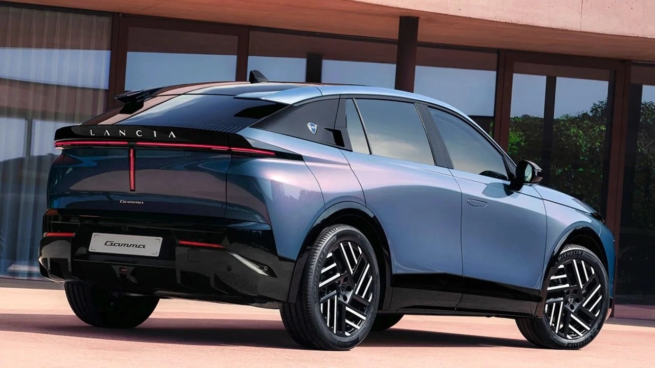 Η Lancia ξαναφέρνει τη Gamma με 1.000 χλμ. αυτονομία και 375 ίππους