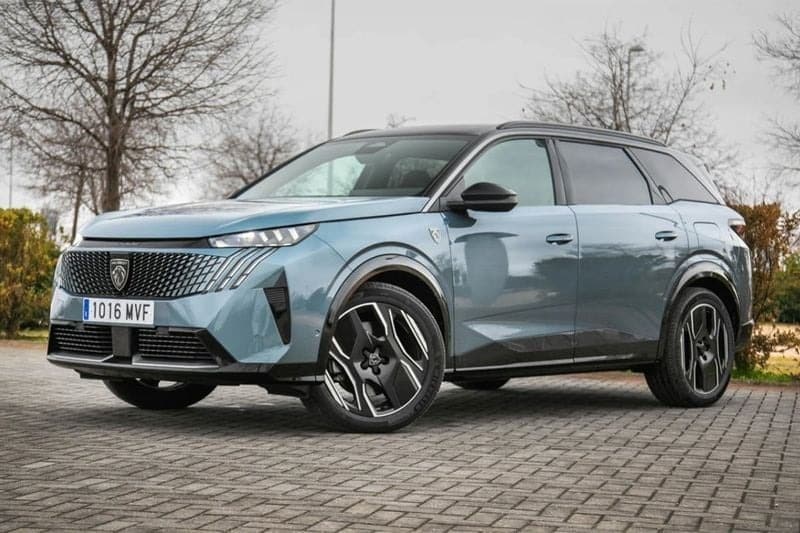 Η Peugeot έχει πλέον 7 ηλεκτρικά μοντέλα: Δες ποιο κρύβει την καλύτερη σχέση αυτονομίας και τιμής