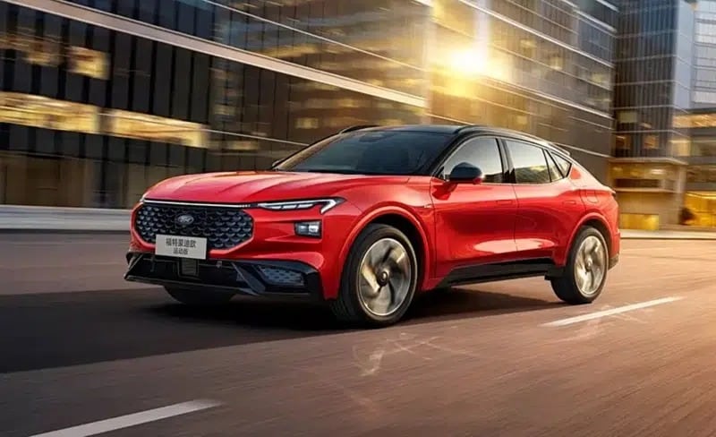 Η Ford λανσάρει το υβριδικό Mondeo Sport με 308 ίππους και αυτονομία 915 χλμ.