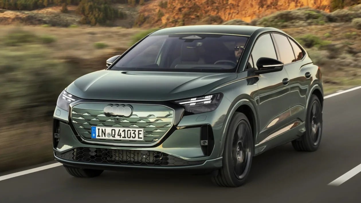 Audi Q4 e-tron 2026: Αυξημένη αυτονομία, νέοι κινητήρες, αναβαθμισμένο εσωτερικό και αμφίδρομη φόρτιση