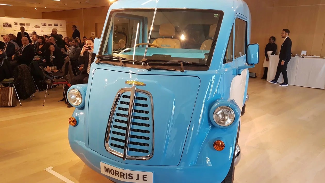 Morris JE: Το θρυλικό βρετανικό βαν επιστρέφει ως ηλεκτρικό με 480 χλμ. αυτονομίας και αμάξωμα από ανθρακονήματα