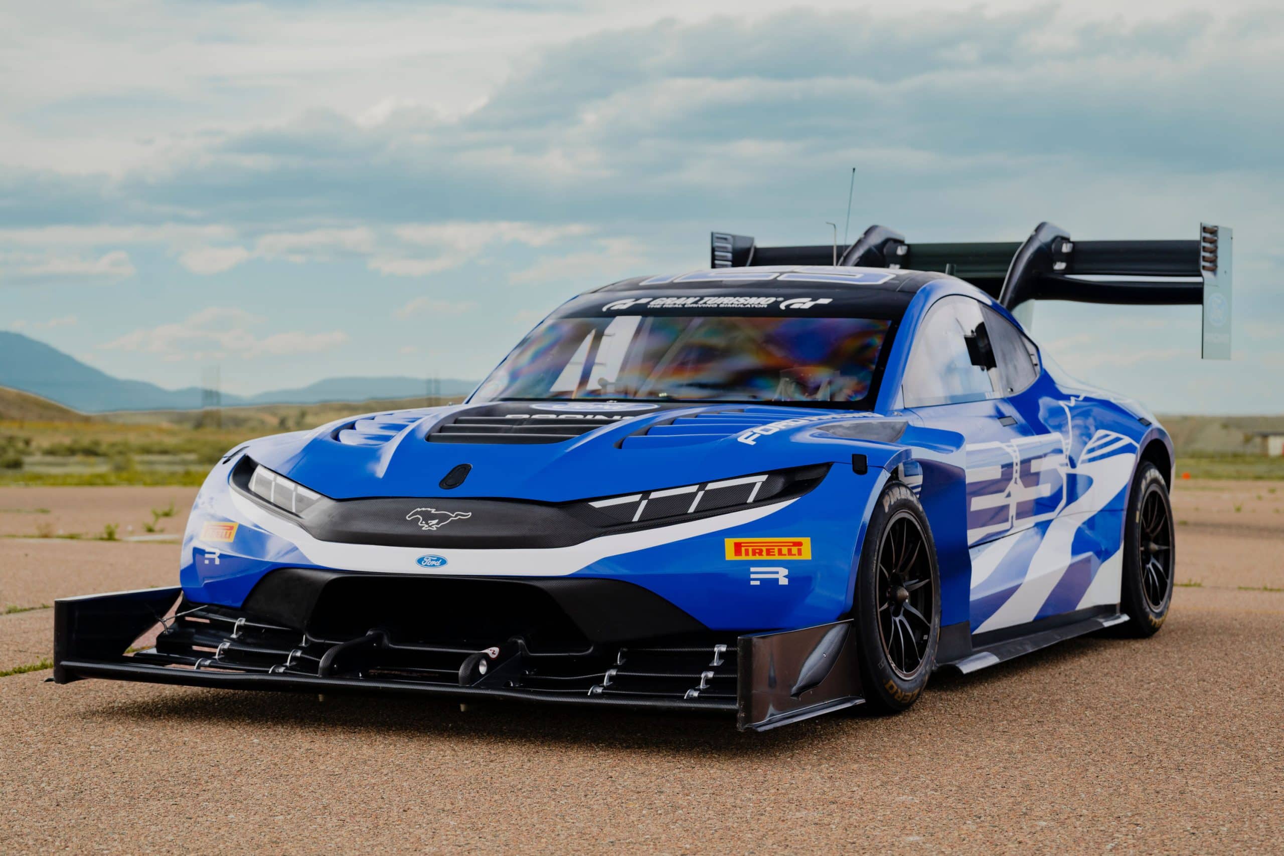 Ο Romain Dumas και η Ford Racing κέρδισαν στο Pikes Peak