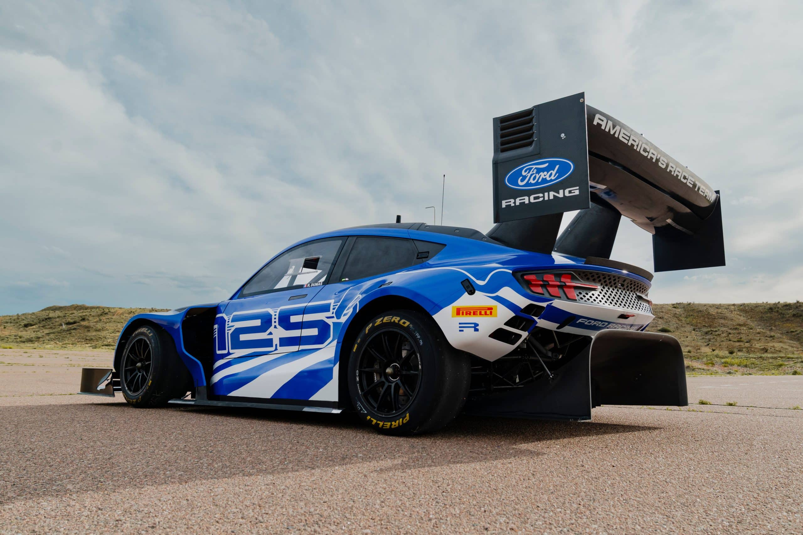 Ο Romain Dumas και η Ford Racing κέρδισαν στο Pikes Peak
