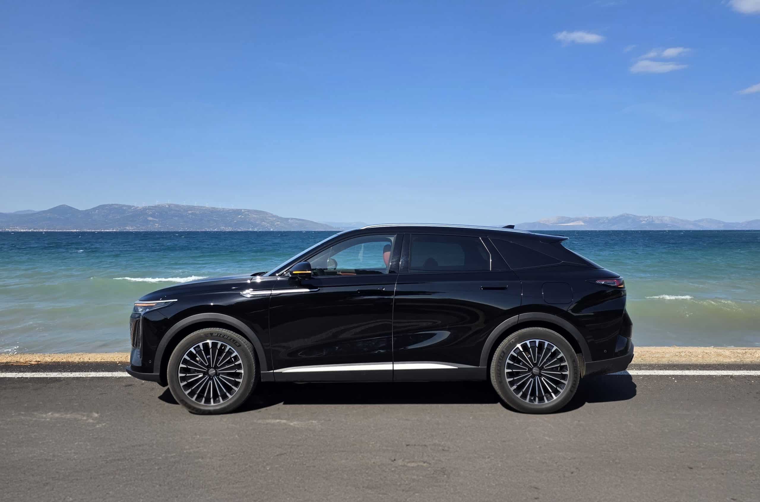 Δοκιμή Omoda 9 SHS-P AWD - Η ναυαρχίδα των 537 ίππων