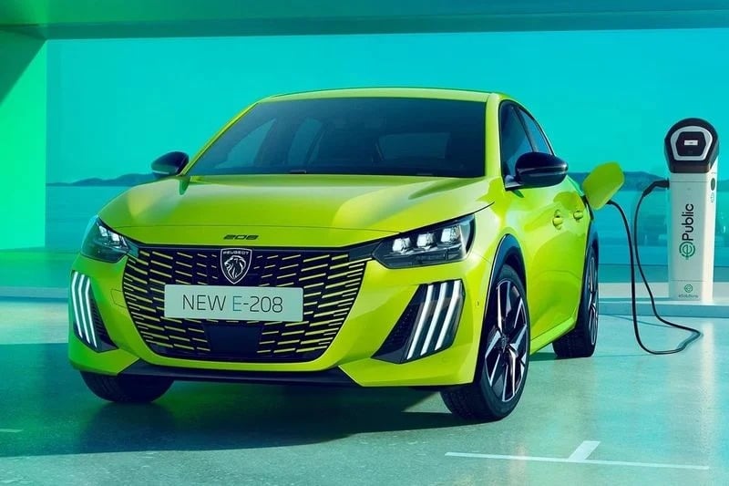 Η Peugeot έχει πλέον 7 ηλεκτρικά μοντέλα: Δες ποιο κρύβει την καλύτερη σχέση αυτονομίας και τιμής