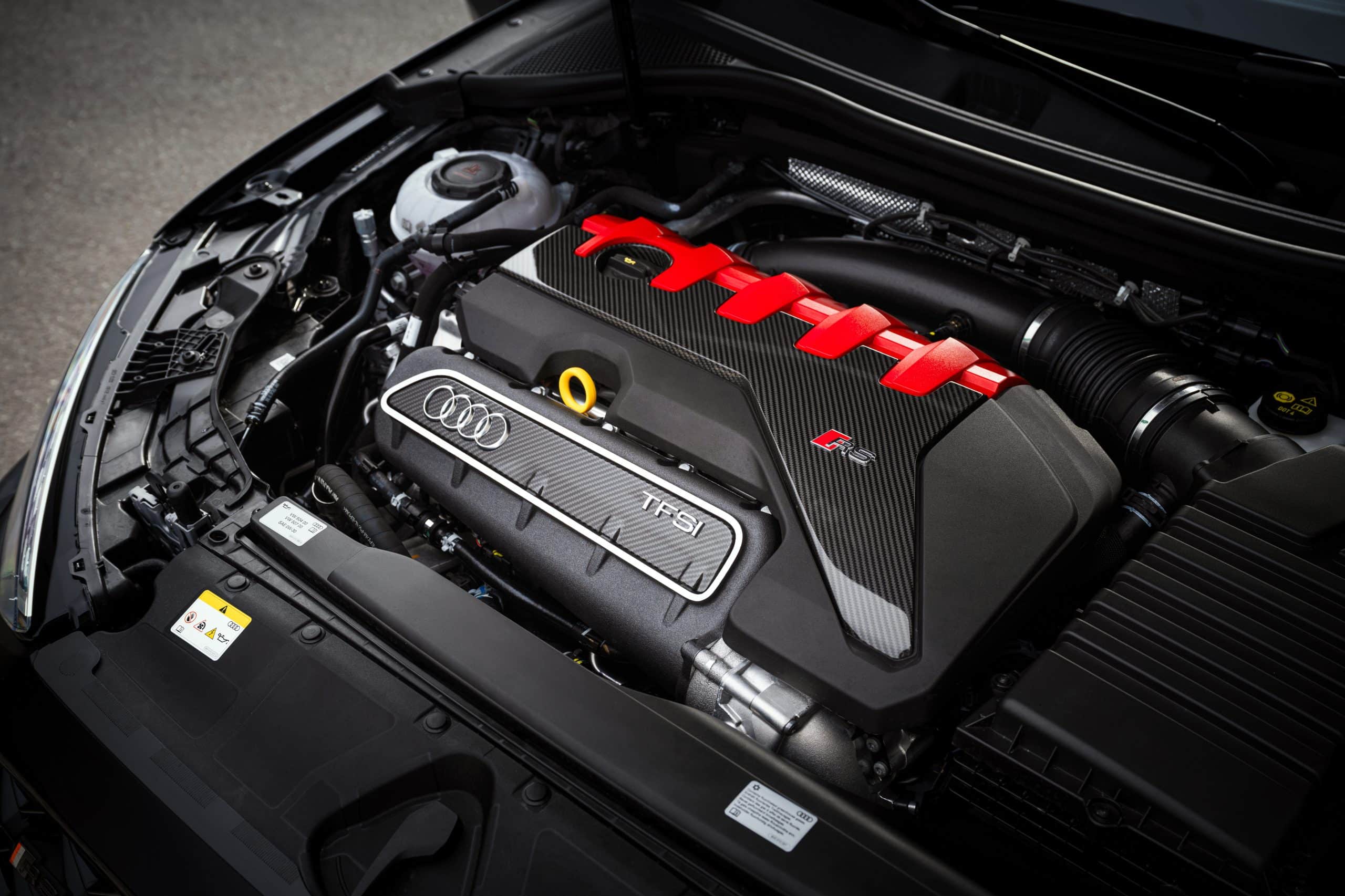 Audi : 50 χρόνια πεντακύλινδρων κινητήρων με το συλλεκτικό RS 3 Competition Limited