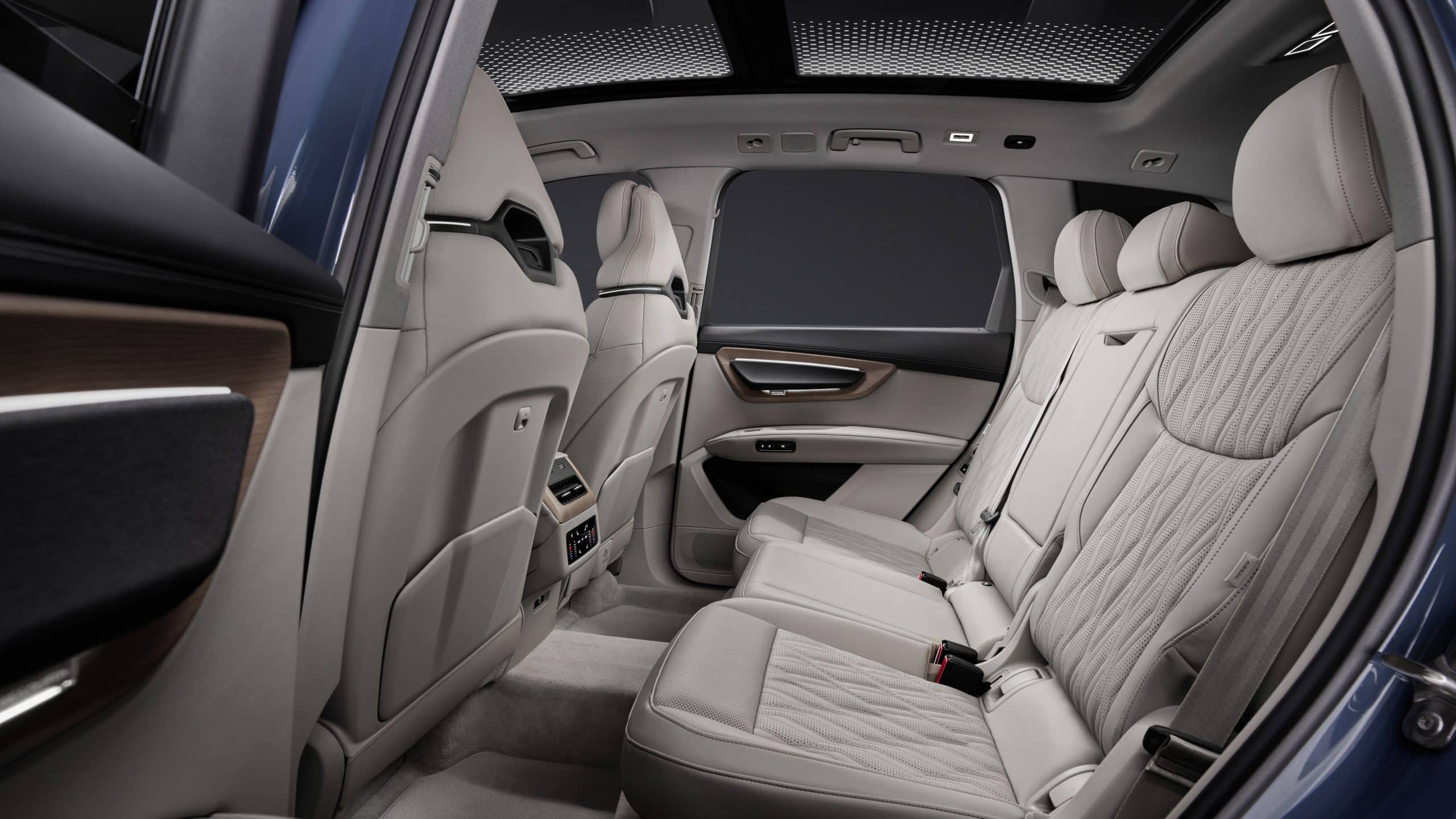 Νέο Audi Q7: Το πολυτελές SUV που ανεβάζει τον πήχη σε τεχνολογία, άνεση και κύρος - Πότε έρχεται Ελλάδα