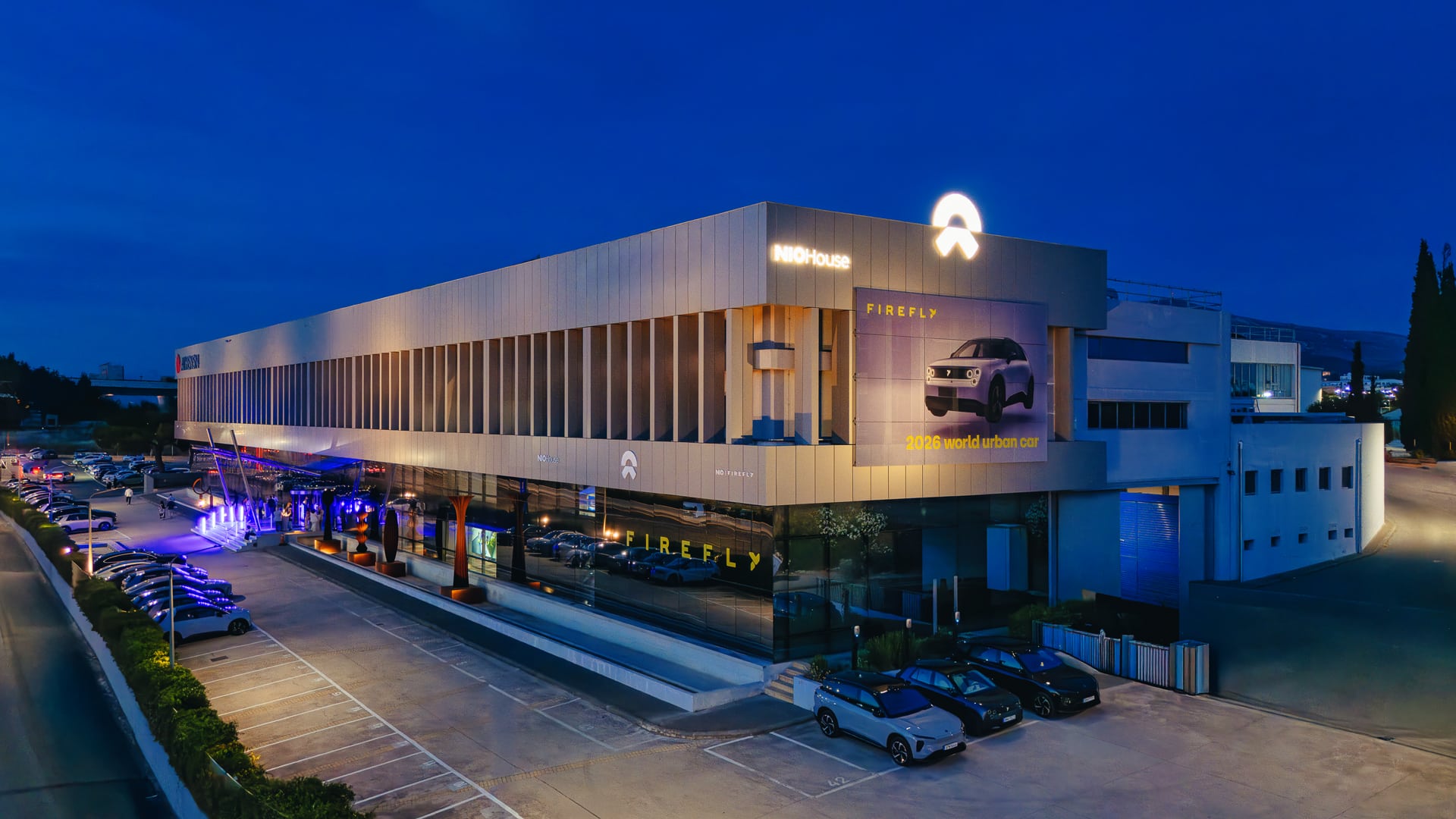 Το NIO House Athens άνοιξε τις πόρτες του στην Κηφισιά