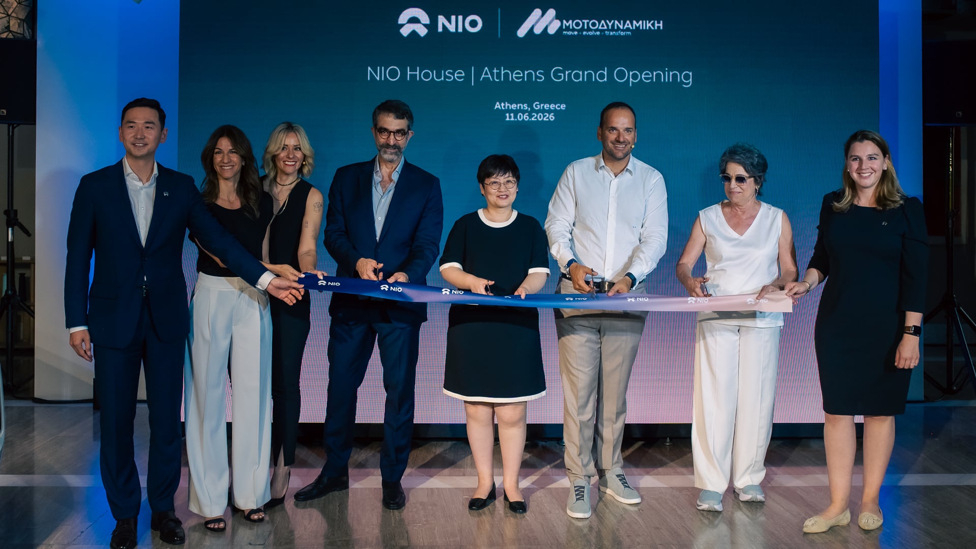 Το NIO House Athens άνοιξε τις πόρτες του στην Κηφισιά
