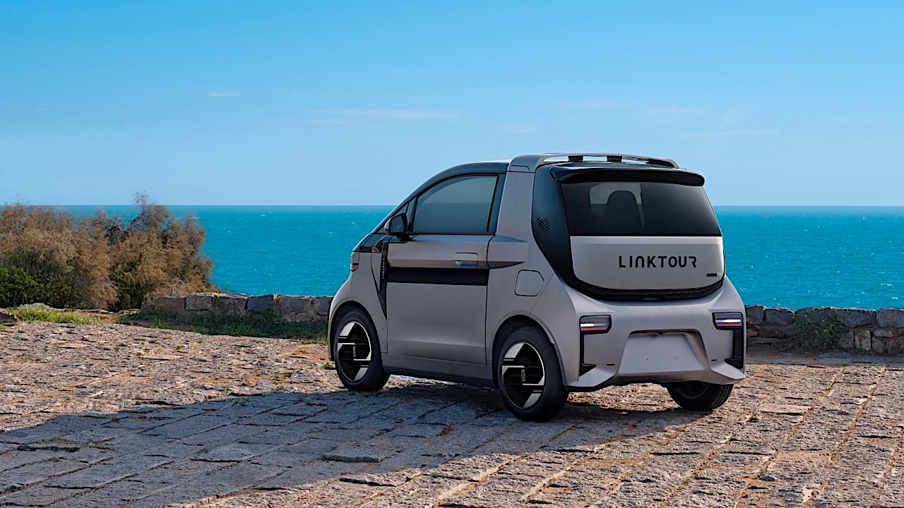 Πρεμιέρα στην ελληνική αγορά για το LinkTour ALUMI, το νέο αμιγώς ηλεκτρικό όχημα πόλης