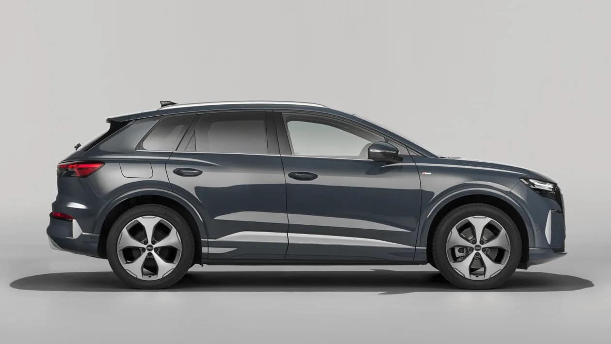 Audi Q4 e-tron 2026: Αυξημένη αυτονομία, νέοι κινητήρες, αναβαθμισμένο εσωτερικό και αμφίδρομη φόρτιση