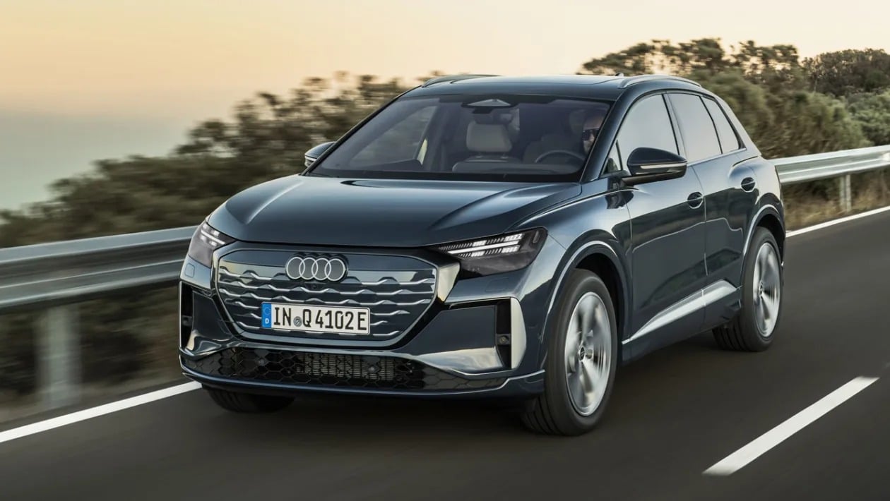 Audi Q4 e-tron 2026: Αυξημένη αυτονομία, νέοι κινητήρες, αναβαθμισμένο εσωτερικό και αμφίδρομη φόρτιση