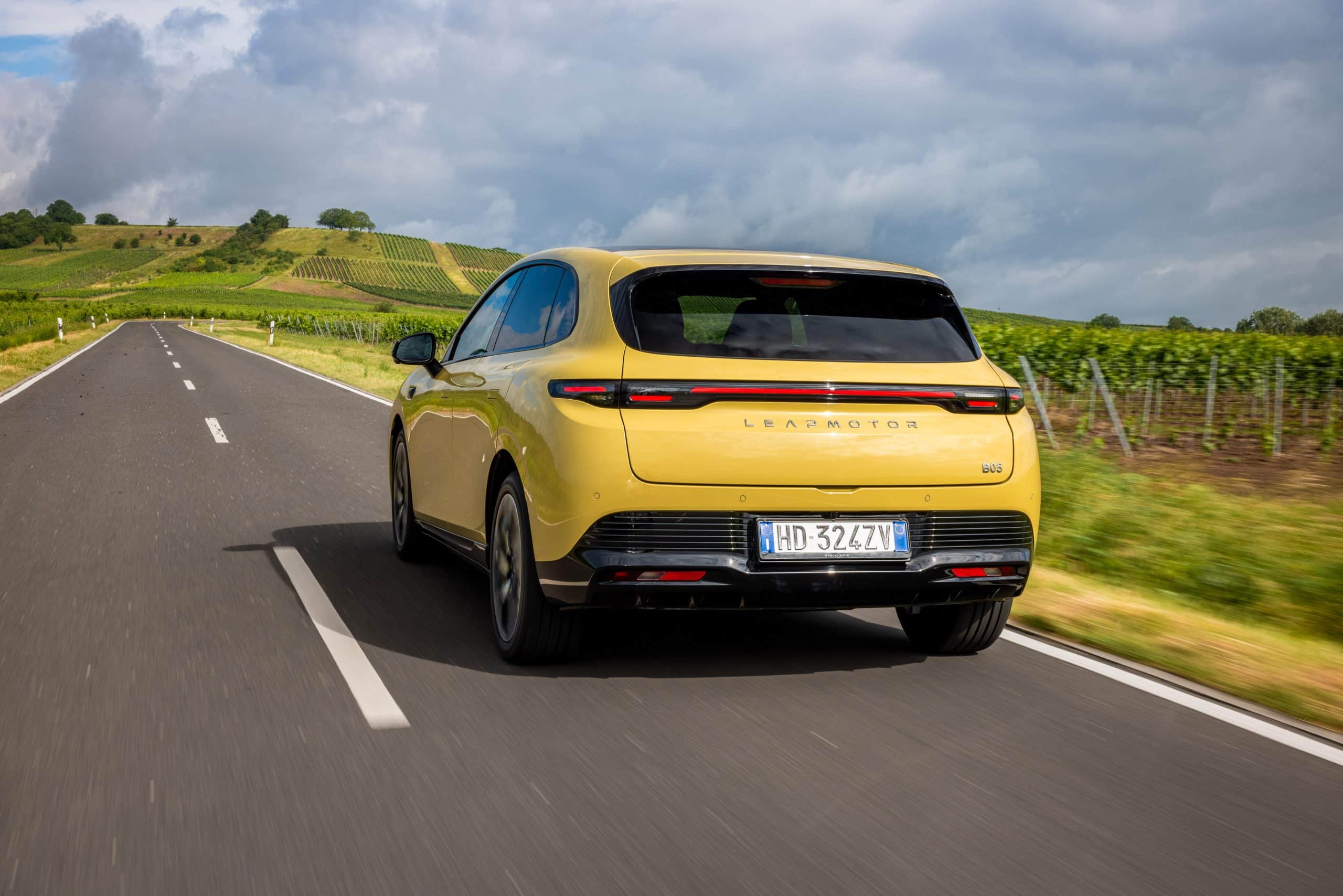 Νέο Leapmotor B05: Το εντυπωσιακό C-Hatchback που χαίρεσαι να βλέπεις και απολαμβάνεις να οδηγείς
