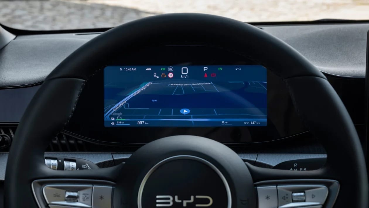 Πάνω από 1.000 χλμ. αυτονομίας σε μικρό hatchback; Η BYD λέει ναι