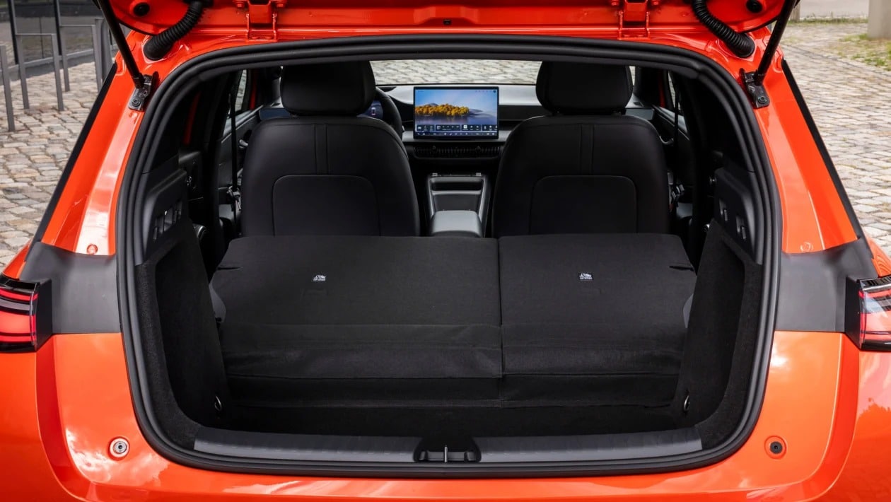 Πάνω από 1.000 χλμ. αυτονομίας σε μικρό hatchback; Η BYD λέει ναι