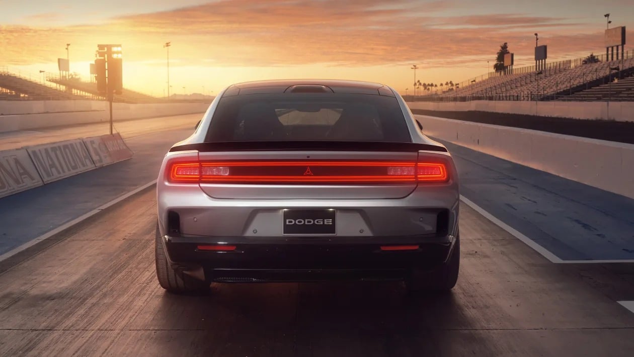 Dodge Charger: Το εμβληματικό muscle car της Αμερικής πατά για πρώτη φορά Ευρώπη