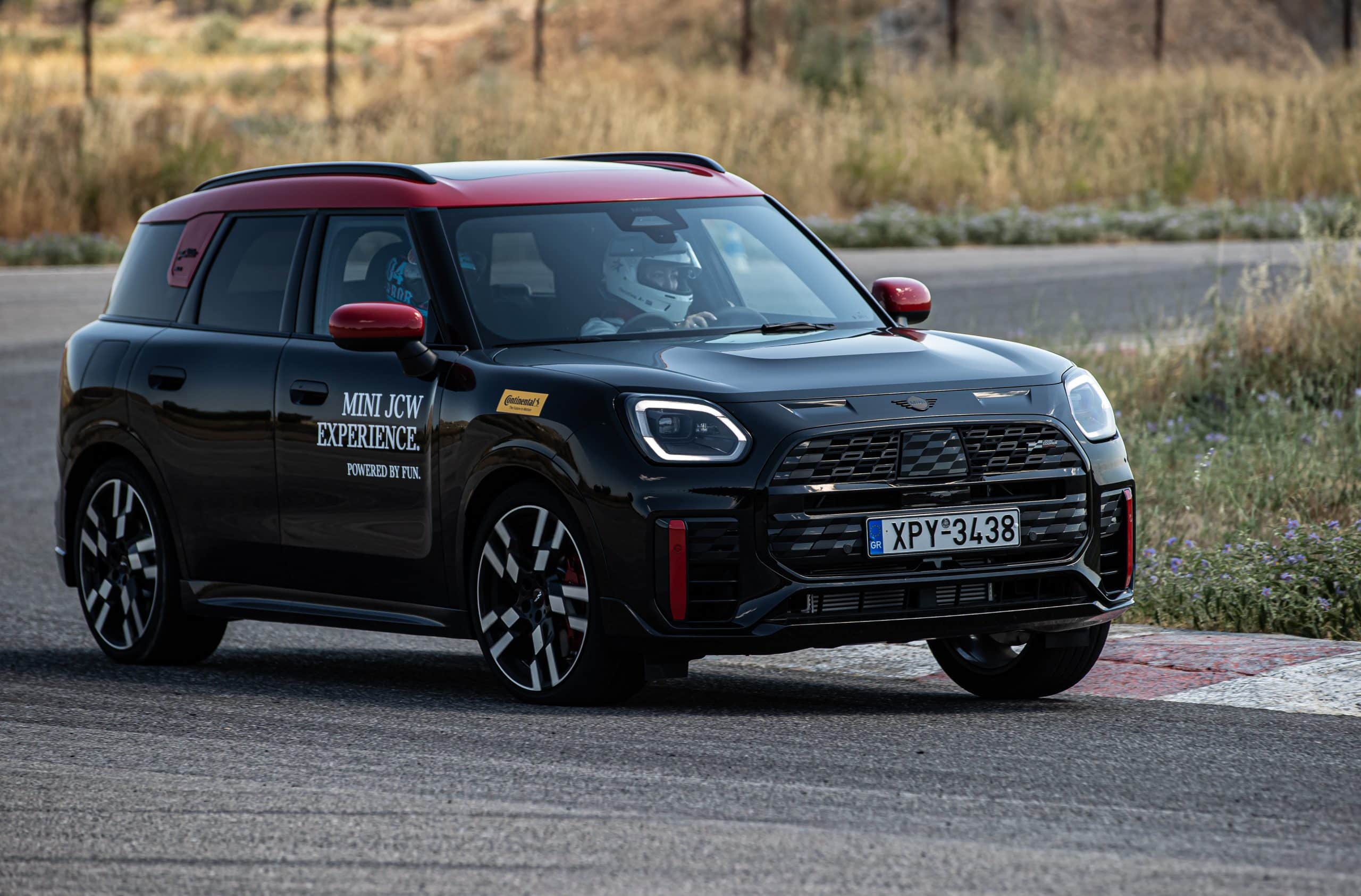 MINI JCWorks: Ζήσαμε την εμπειρία της ταχύτητας με όλα τα μοντέλα