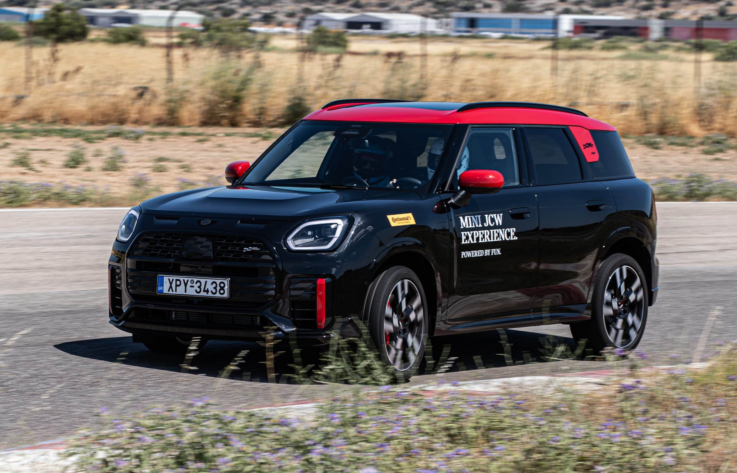 MINI JCWorks: Ζήσαμε την εμπειρία της ταχύτητας με όλα τα μοντέλα