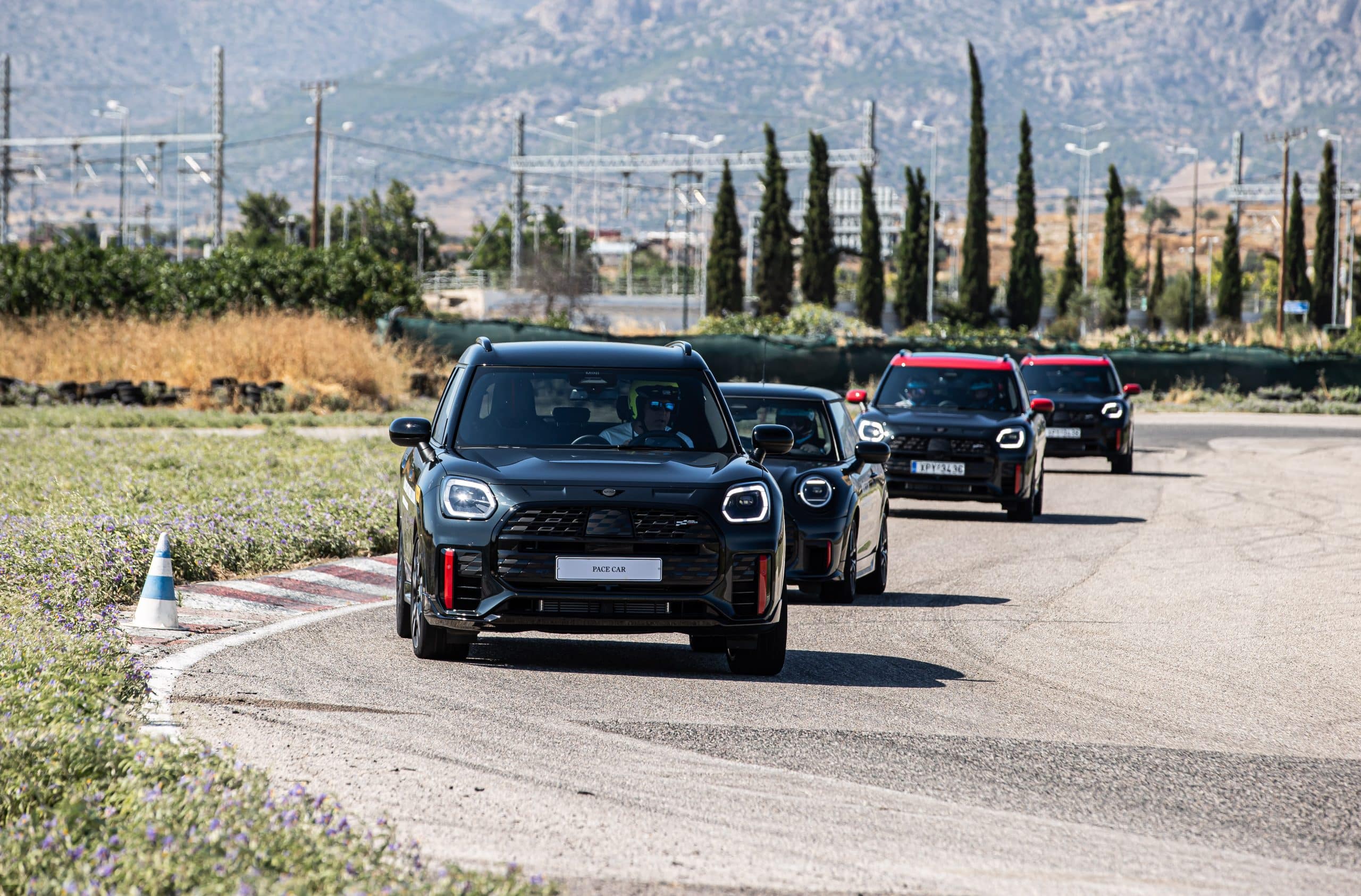 MINI JCWorks: Ζήσαμε την εμπειρία της ταχύτητας με όλα τα μοντέλα