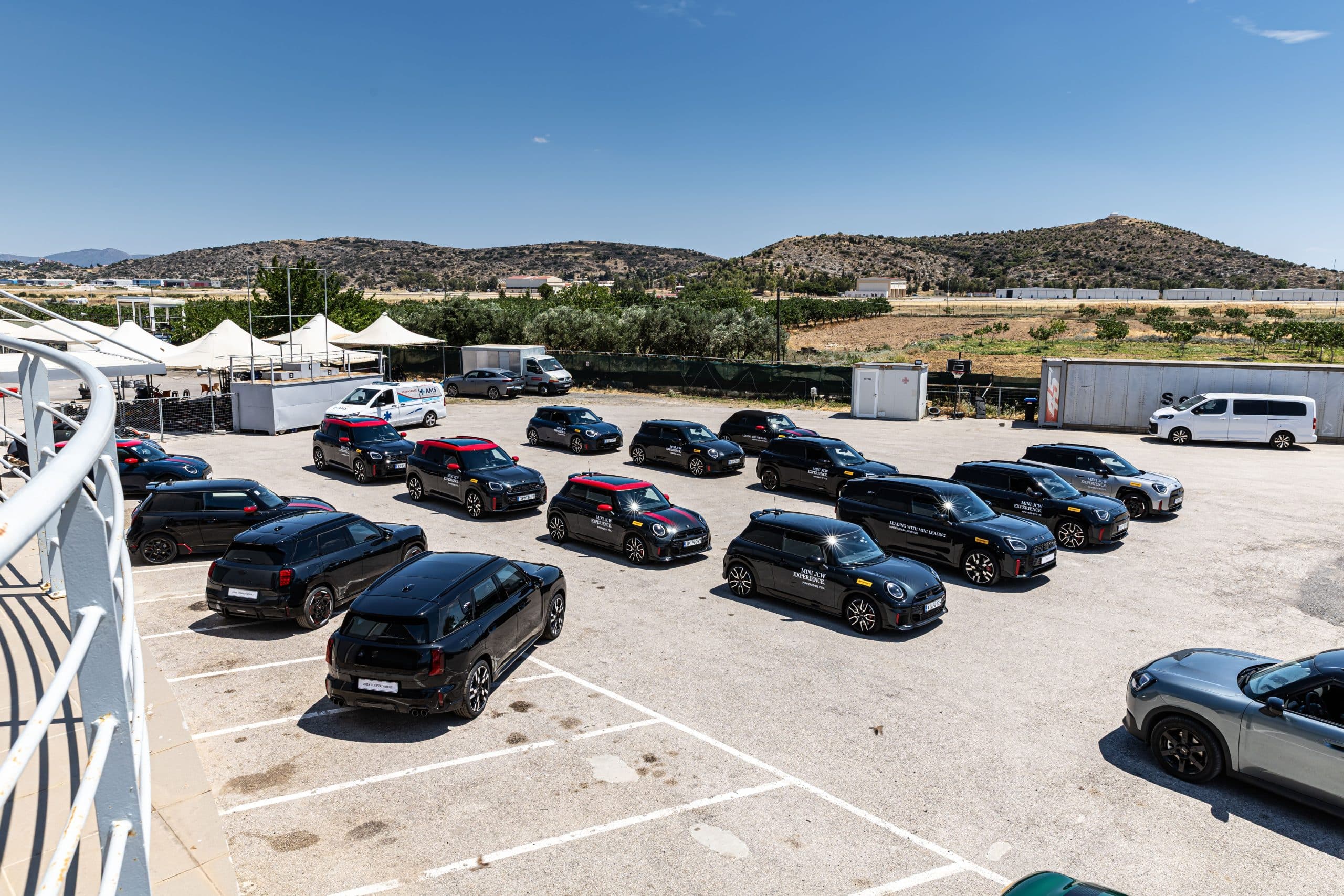 MINI JCWorks: Ζήσαμε την εμπειρία της ταχύτητας με όλα τα μοντέλα