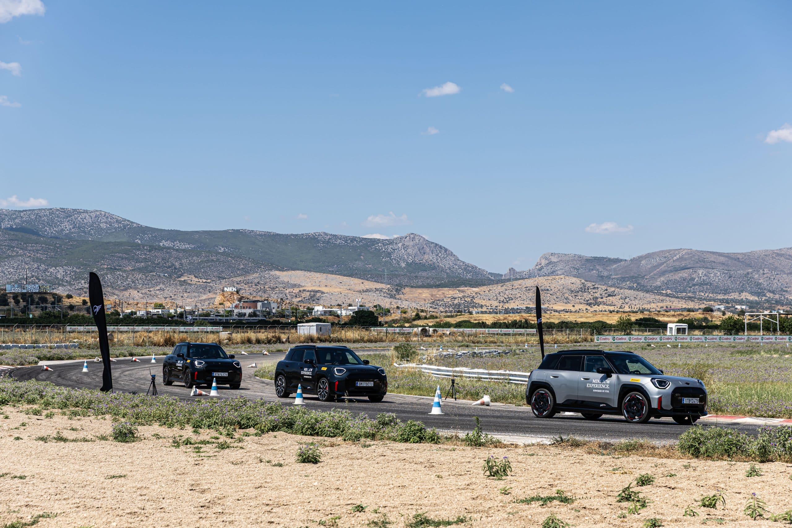 MINI JCWorks: Ζήσαμε την εμπειρία της ταχύτητας με όλα τα μοντέλα