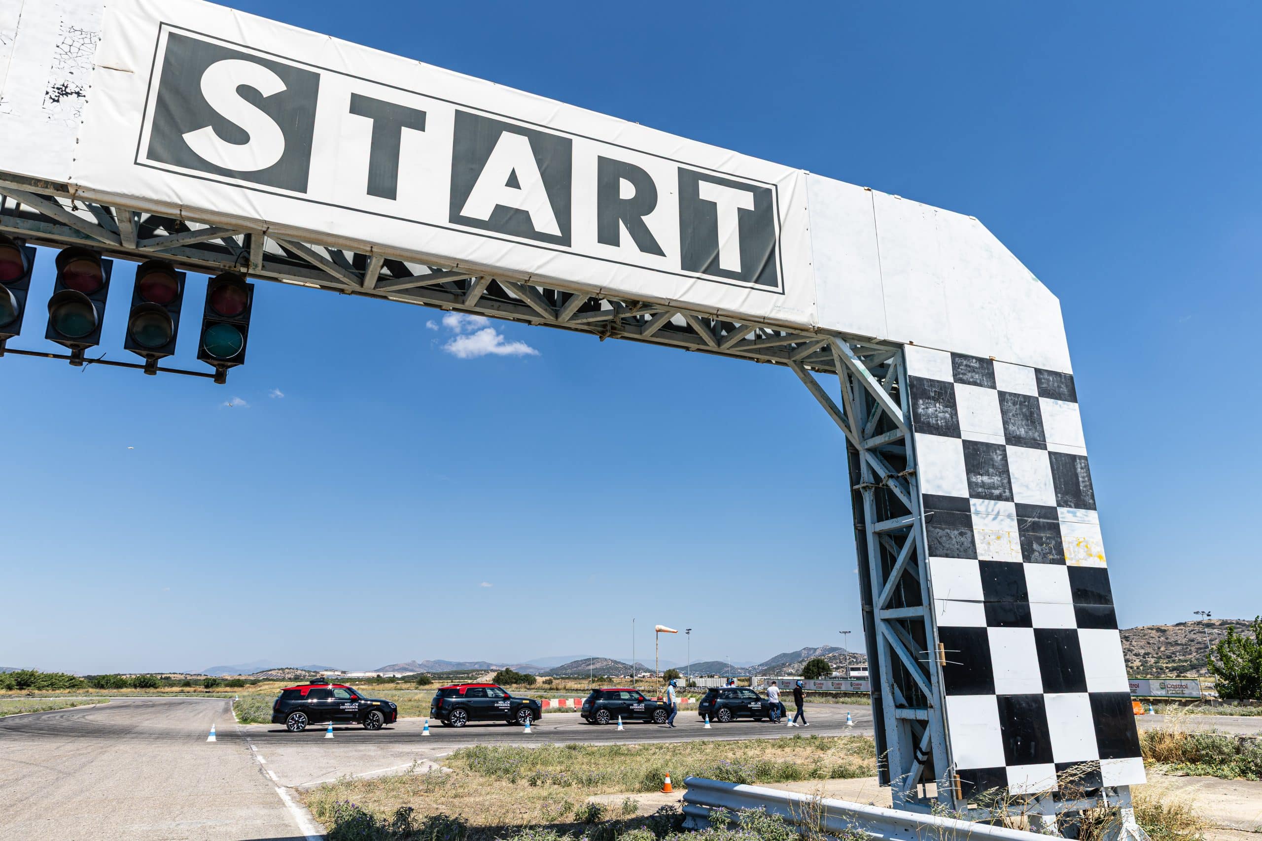MINI JCWorks: Ζήσαμε την εμπειρία της ταχύτητας με όλα τα μοντέλα