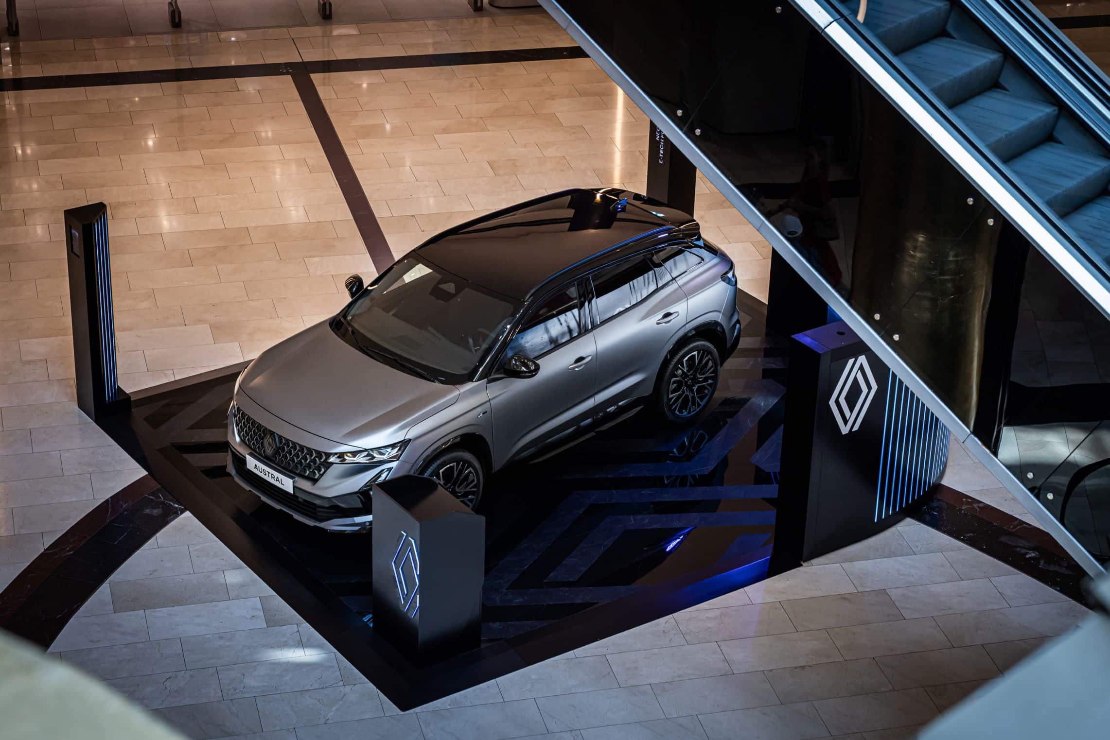 Το Renault Austral, το κορυφαίο γαλλικό C-SUV, στο Golden Hall
